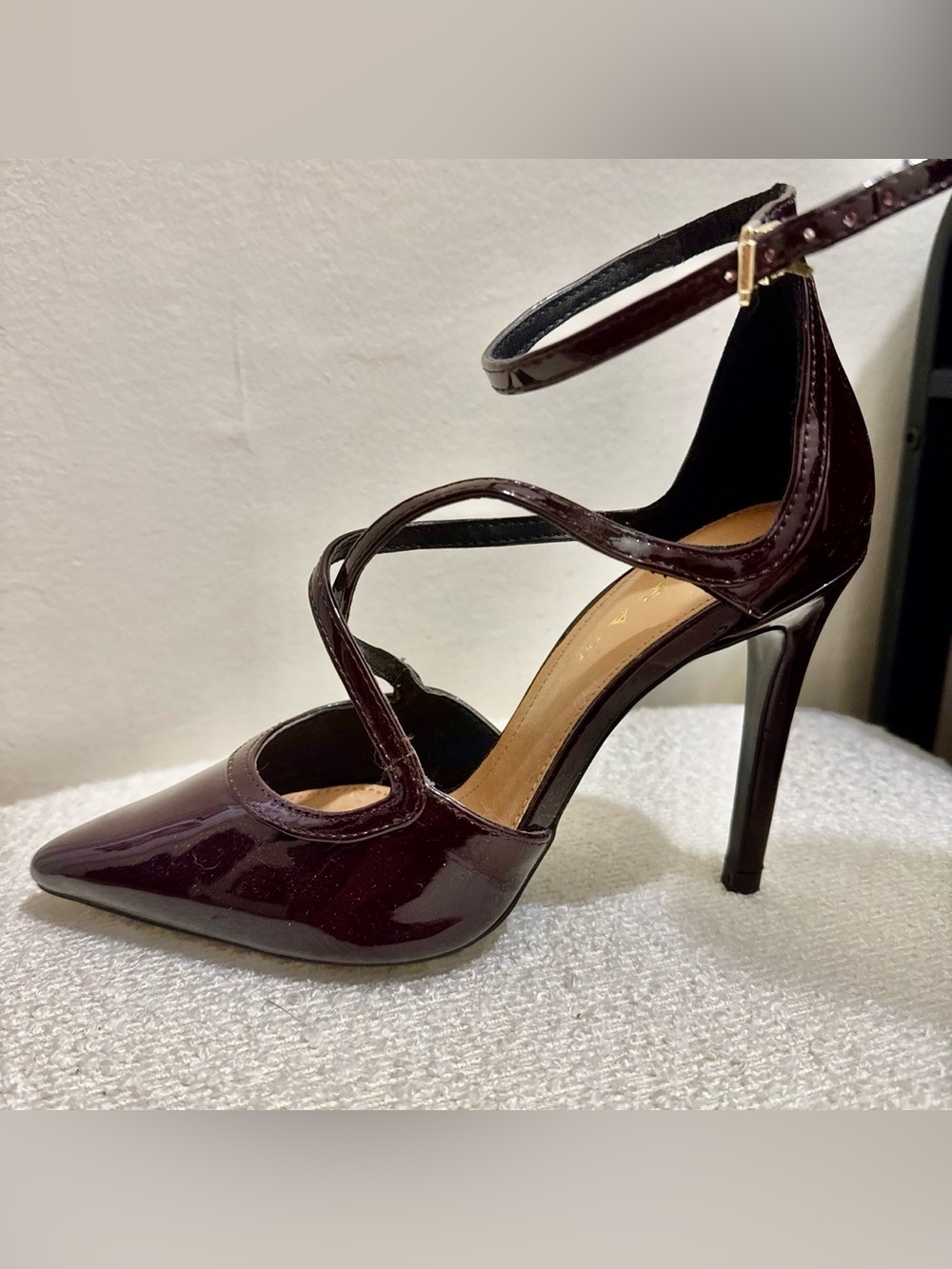 Zara Burgundy Patent Leather High Heel Pumps | Size 7